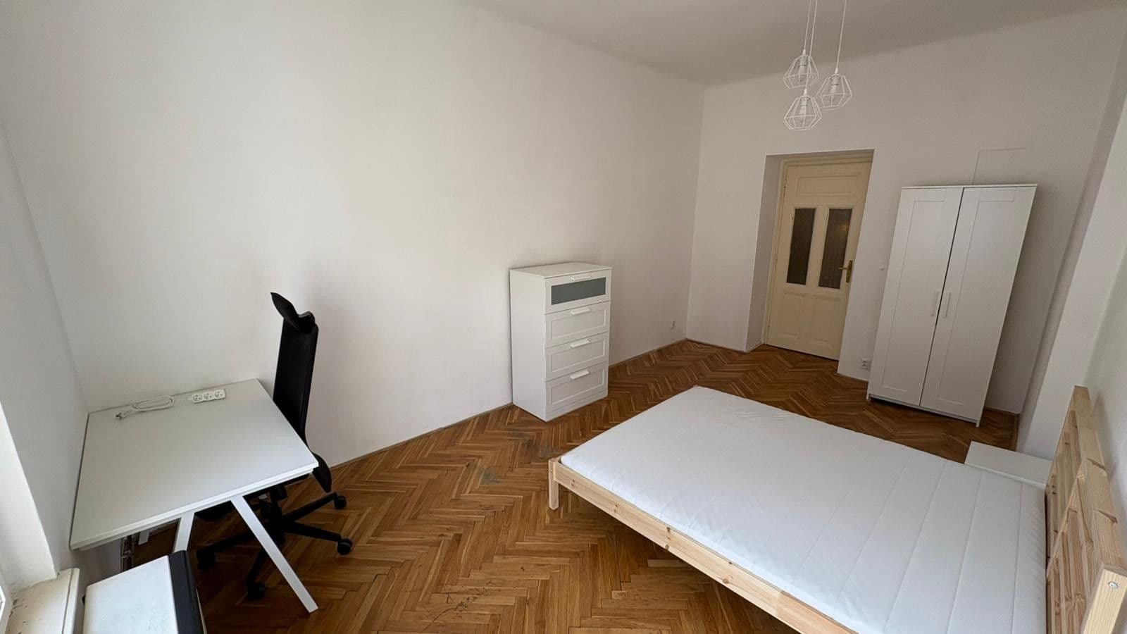 Pronájem bytu 2+1 62 m², Lucemburská, Praha, Praha Pronájem bytu 2+1 62 m², Lucemburská, Praha, Praha