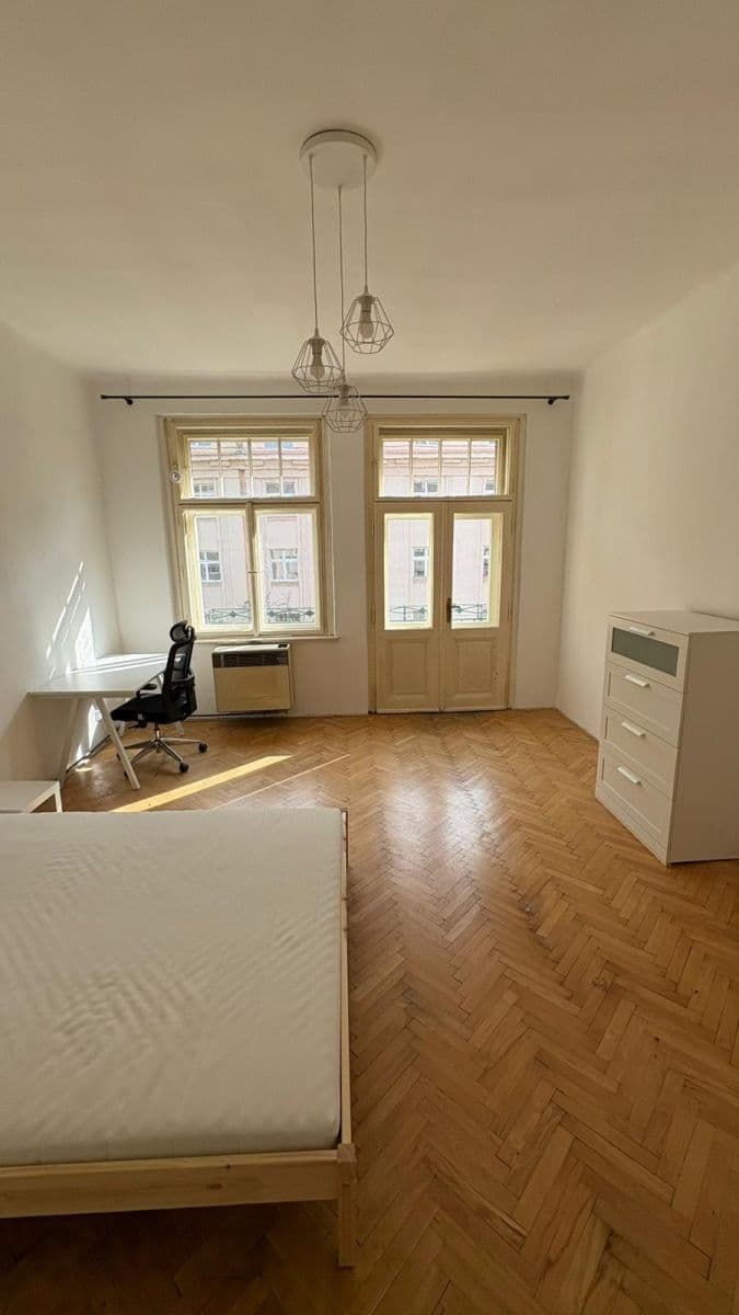 Pronájem bytu 2+1 62 m², Lucemburská, Praha, Praha Pronájem bytu 2+1 62 m², Lucemburská, Praha, Praha