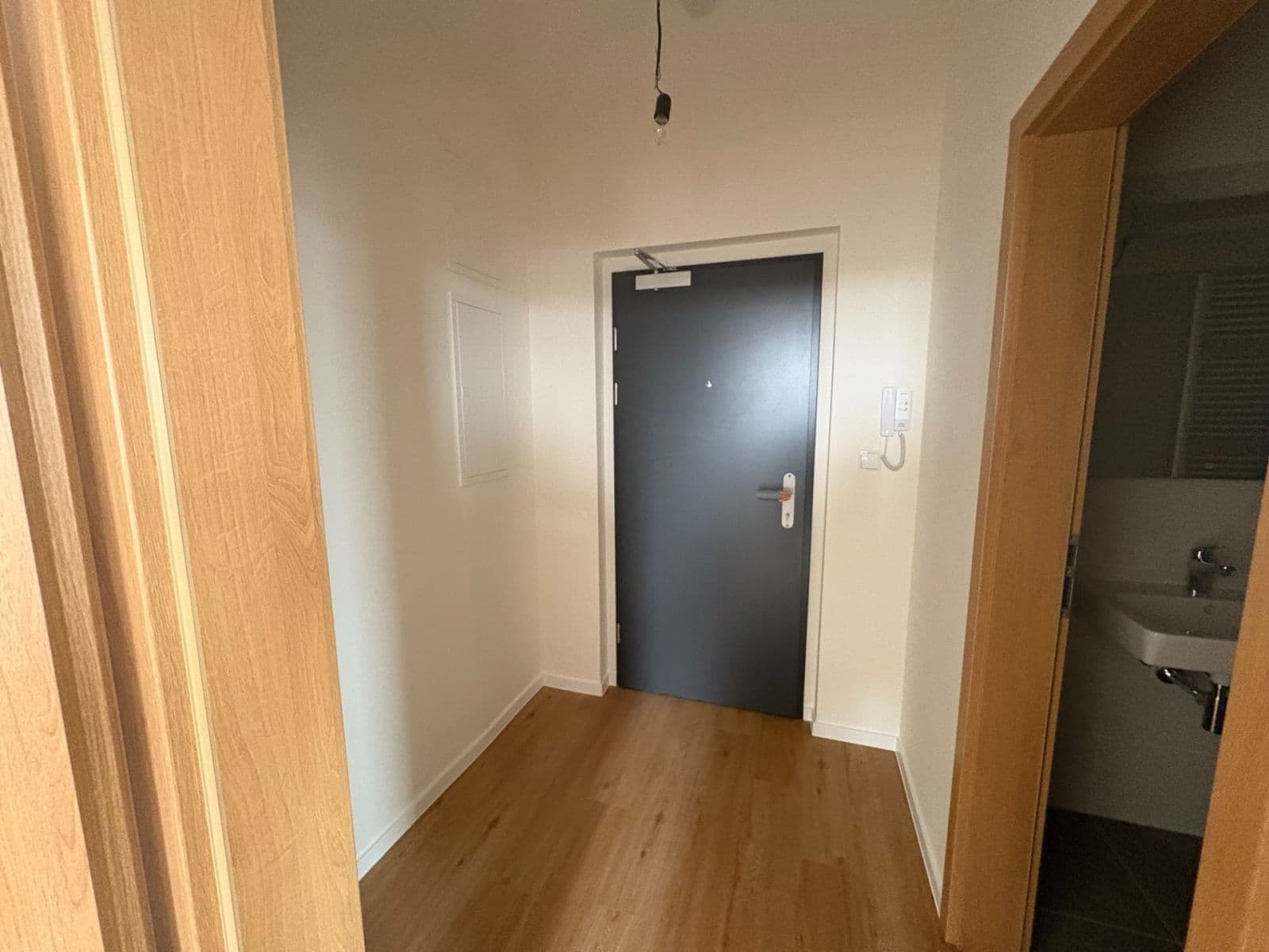 Pronájem bytu 1+kk 32 m², Táborská, Benešov, Středočeský kraj Pronájem bytu 1+kk 32 m², Táborská, Benešov, Středočeský kraj