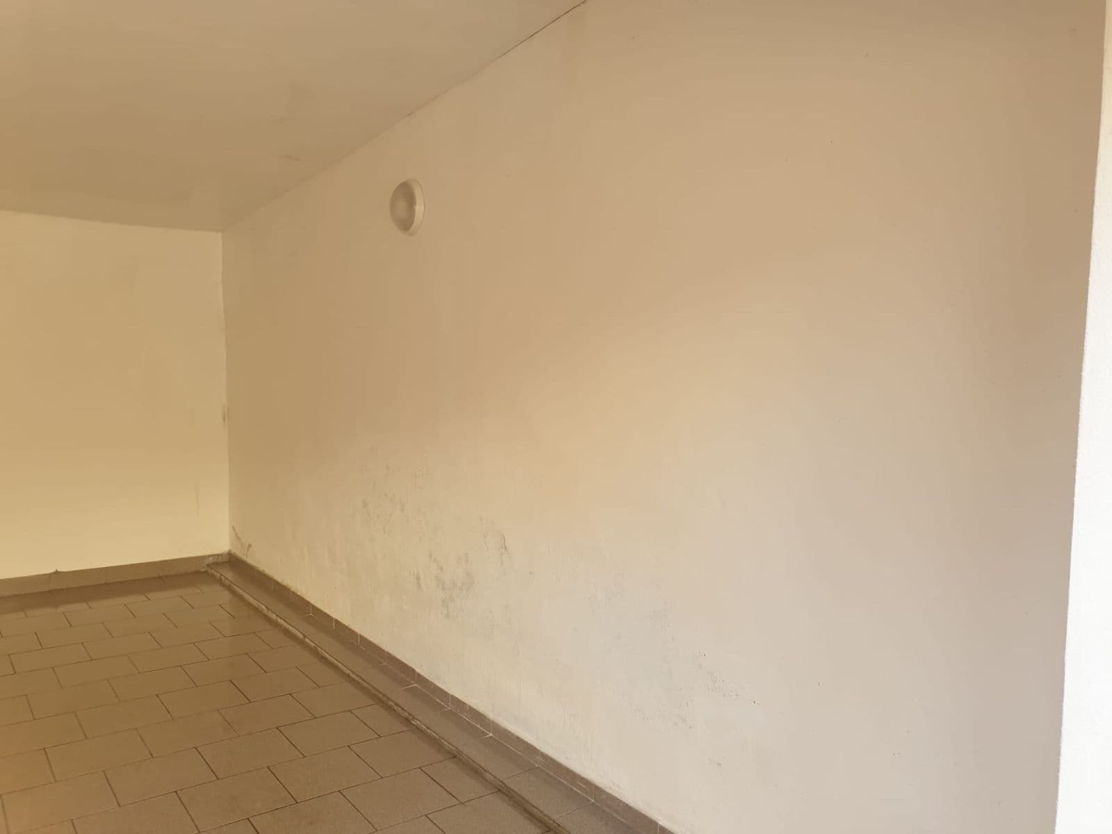 Prodej garáže 15 m², Příkopní, Karlovy Vary, Karlovarský kraj Prodej garáže 15 m², Příkopní, Karlovy Vary, Karlovarský kraj