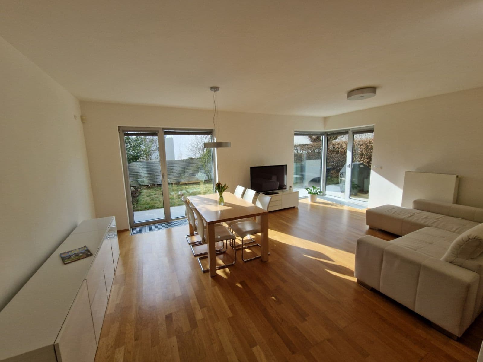 Prodej domu 125 m², pozemek 185 m², Terasy IV, Unhošť, Středočeský kraj Prodej domu 125 m², pozemek 185 m², Terasy IV, Unhošť, Středočeský kraj