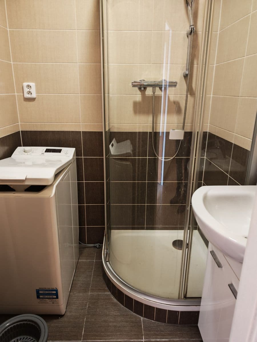 Pronájem bytu 1+1 38 m², Haškova, Opava, Moravskoslezský kraj Pronájem bytu 1+1 38 m², Haškova, Opava, Moravskoslezský kraj