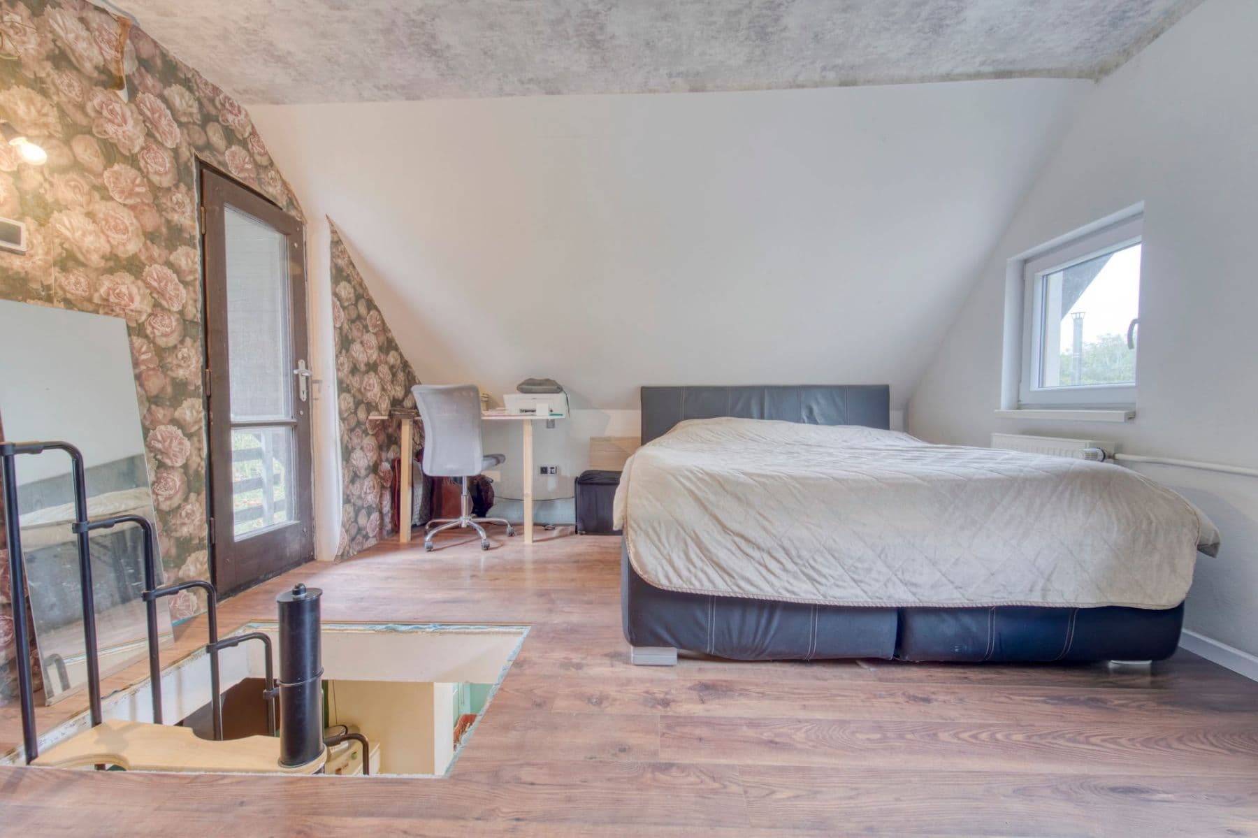 Prodej chaty, chalupy 51 m², pozemek 385 m², Psáry, Středočeský kraj Prodej chaty, chalupy 51 m², pozemek 385 m², Psáry, Středočeský kraj