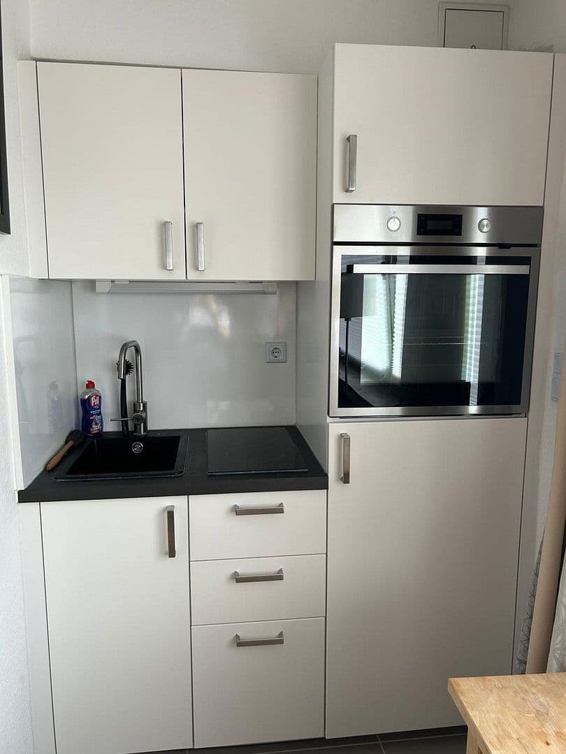 Pronájem bytu 1+1 26 m², Benzweg 4, Hannover, Dolní Sasko Pronájem bytu 1+1 26 m², Benzweg 4, Hannover, Dolní Sasko