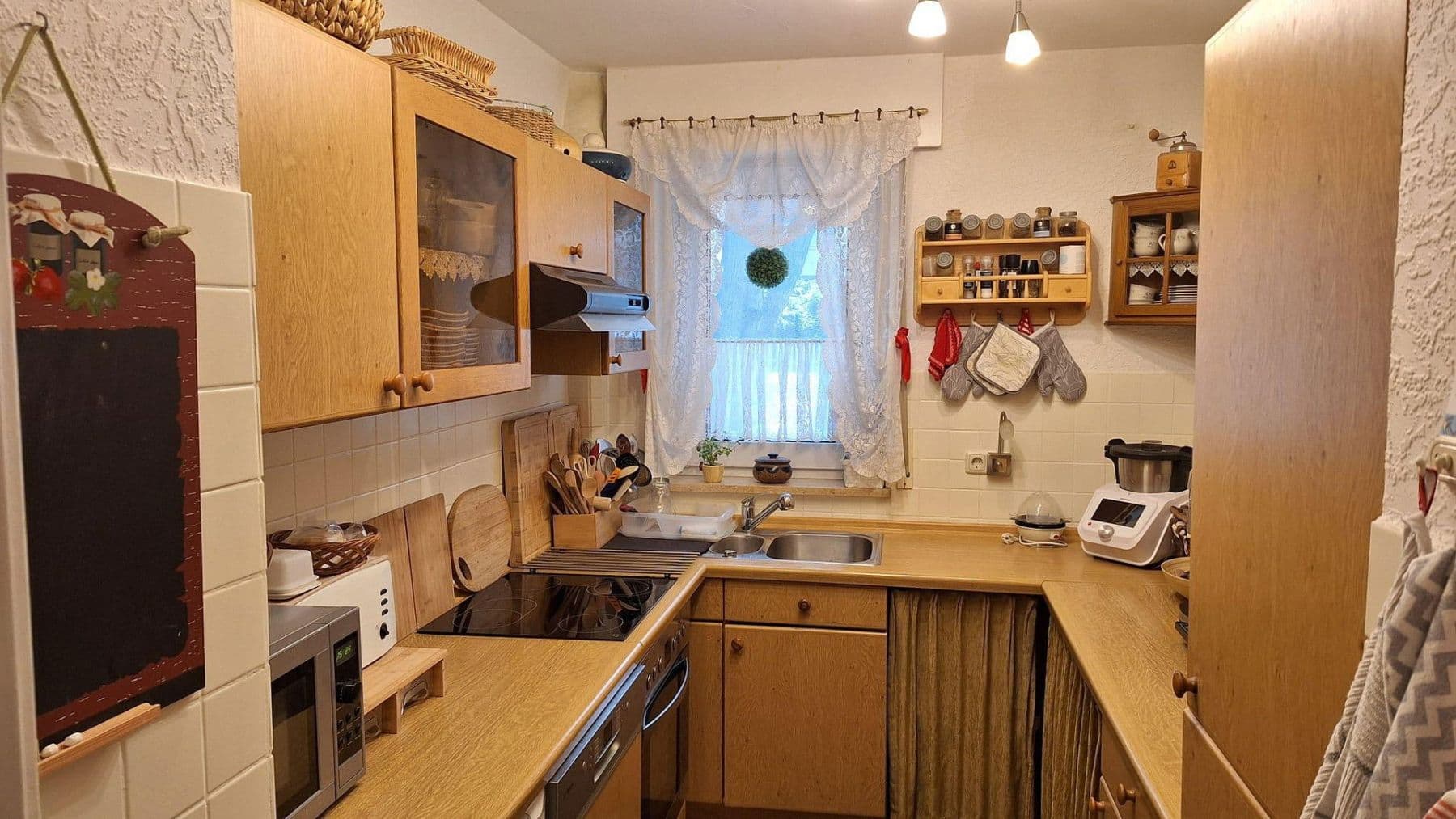 Prodej bytu 4+1 101 m², Frankfurt am Main, Hessen Prodej bytu 4+1 101 m², Frankfurt am Main, Hessen