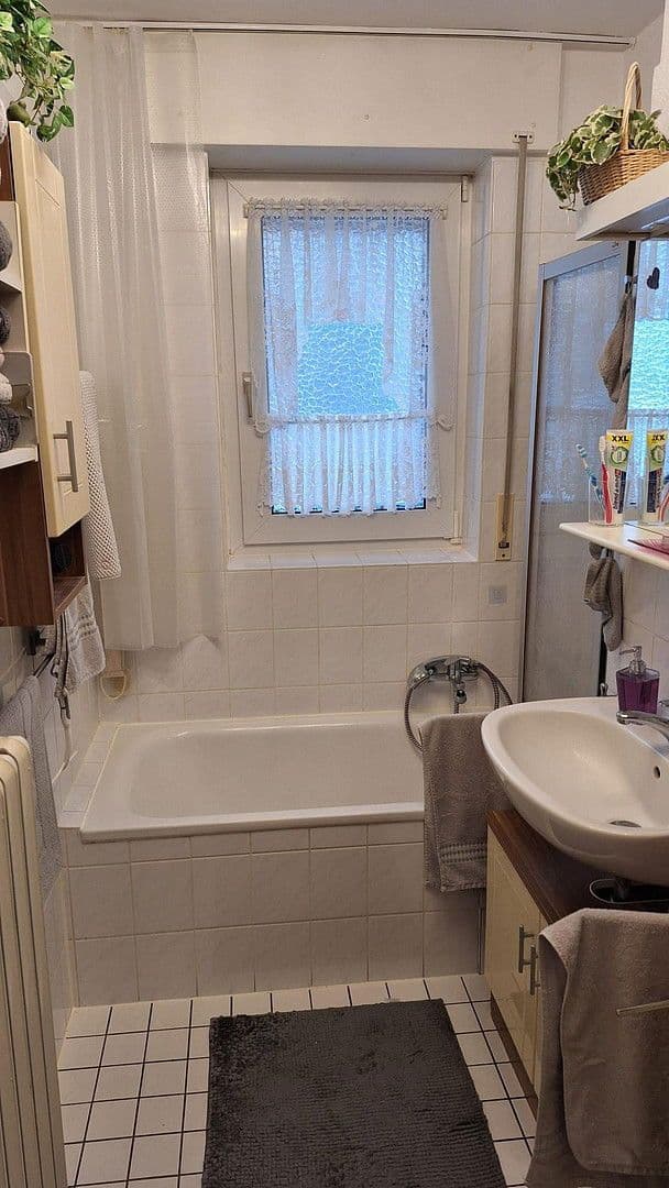 Prodej bytu 4+1 101 m², Frankfurt am Main, Hessen Prodej bytu 4+1 101 m², Frankfurt am Main, Hessen