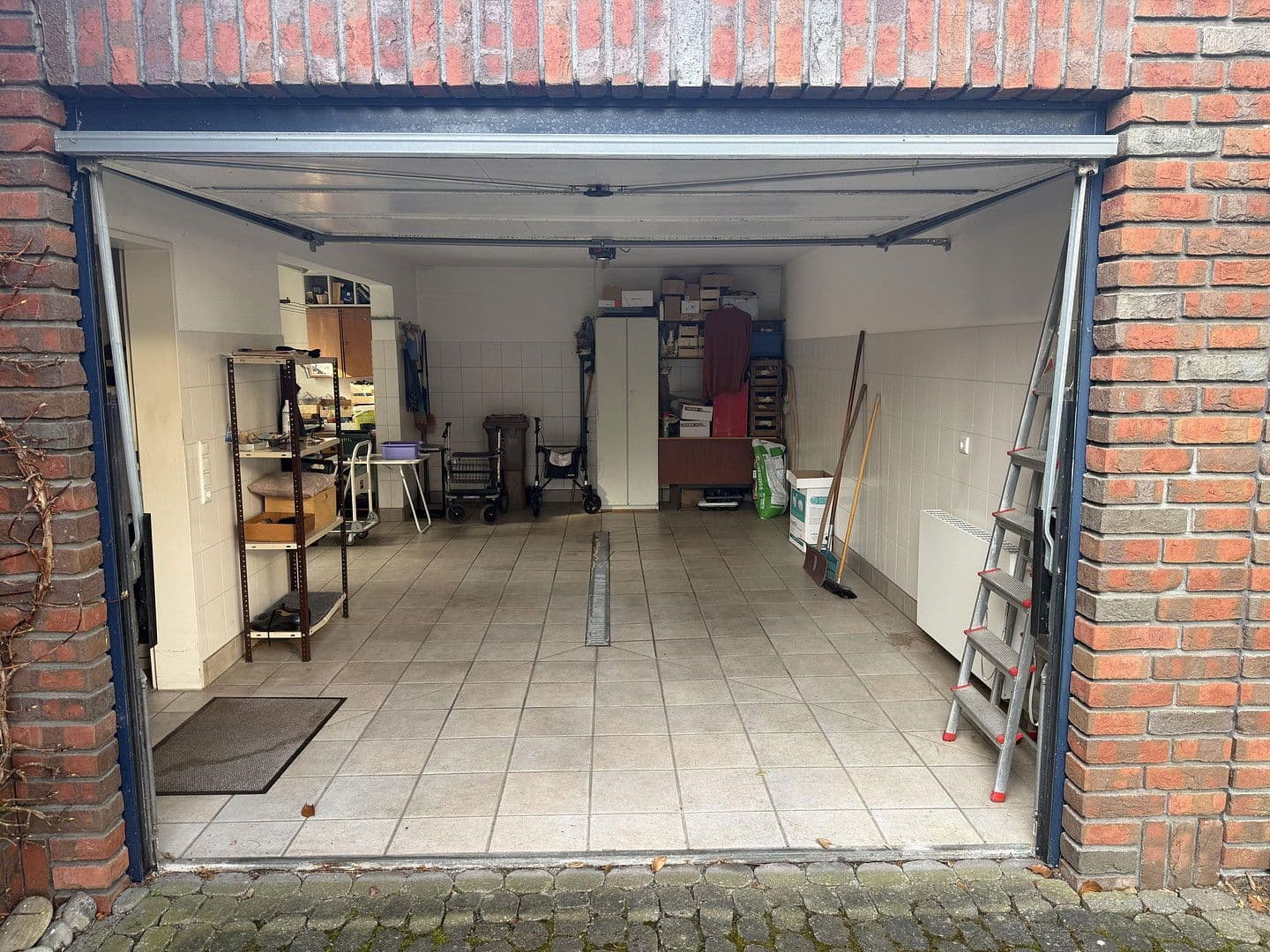 Prodej domu 180 m², pozemek 659 m², Bad Zwischenahn, Dolní Sasko Prodej domu 180 m², pozemek 659 m², Bad Zwischenahn, Dolní Sasko