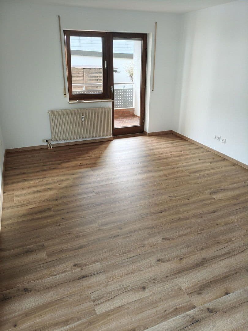 Pronájem bytu 2+kk 59 m², Stuttgarter Str. 41, Herrenberg, Bádensko-Württembersko Pronájem bytu 2+kk 59 m², Stuttgarter Str. 41, Herrenberg, Bádensko-Württembersko