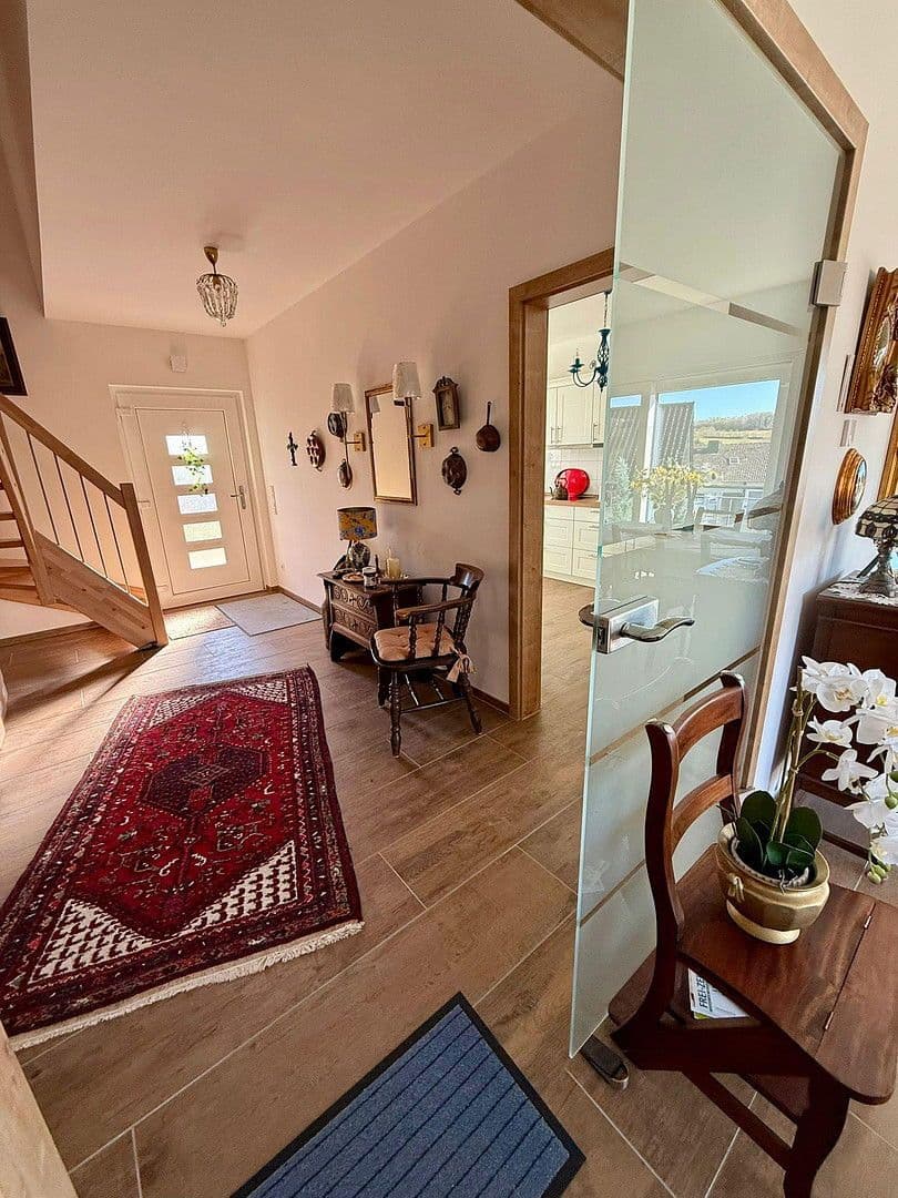 Prodej domu 144 m², pozemek 562 m², Auf Schildrig, Bad Münstereifel, Severní Porýní-Vestfálsko Prodej domu 144 m², pozemek 562 m², Auf Schildrig, Bad Münstereifel, Severní Porýní-Vestfálsko