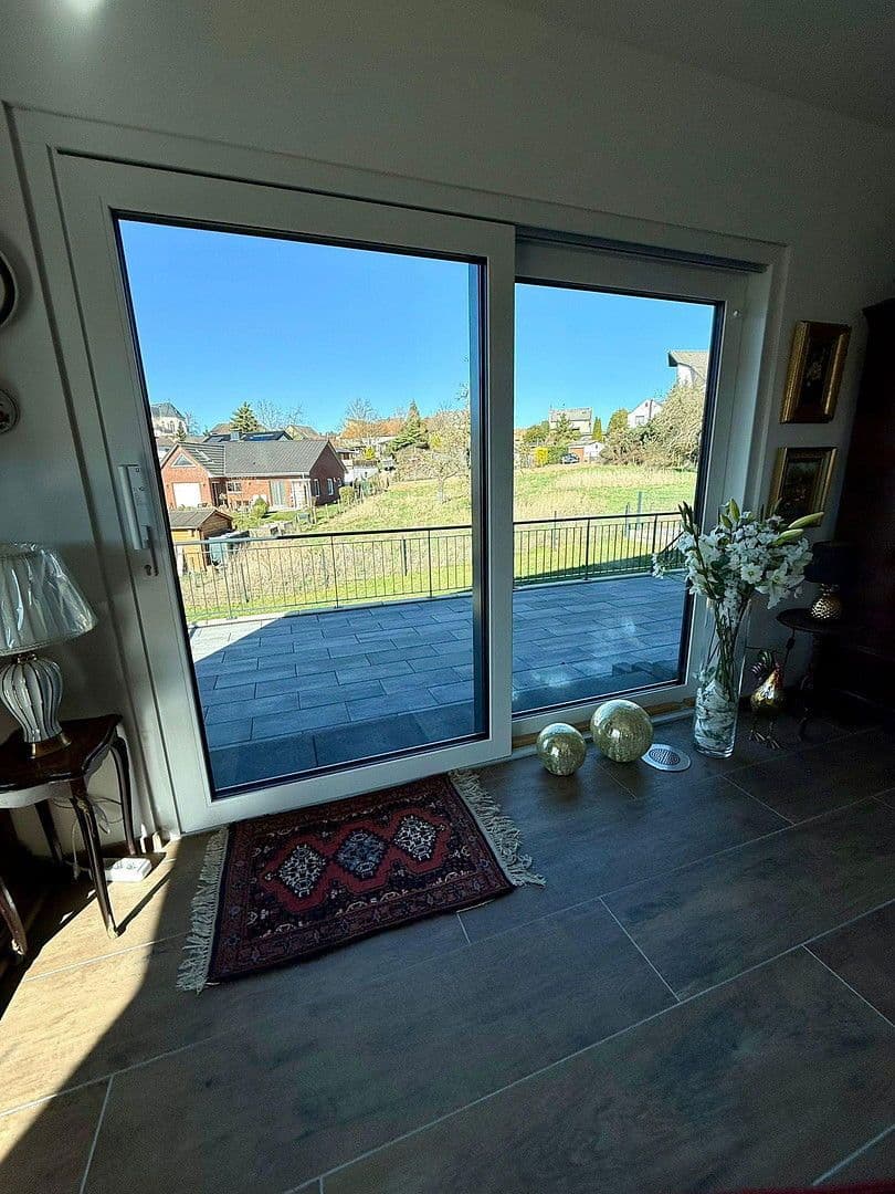 Prodej domu 144 m², pozemek 562 m², Auf Schildrig, Bad Münstereifel, Severní Porýní-Vestfálsko Prodej domu 144 m², pozemek 562 m², Auf Schildrig, Bad Münstereifel, Severní Porýní-Vestfálsko