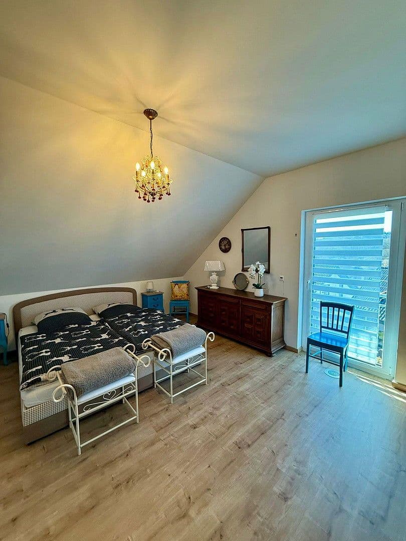 Prodej domu 144 m², pozemek 562 m², Auf Schildrig, Bad Münstereifel, Severní Porýní-Vestfálsko Prodej domu 144 m², pozemek 562 m², Auf Schildrig, Bad Münstereifel, Severní Porýní-Vestfálsko