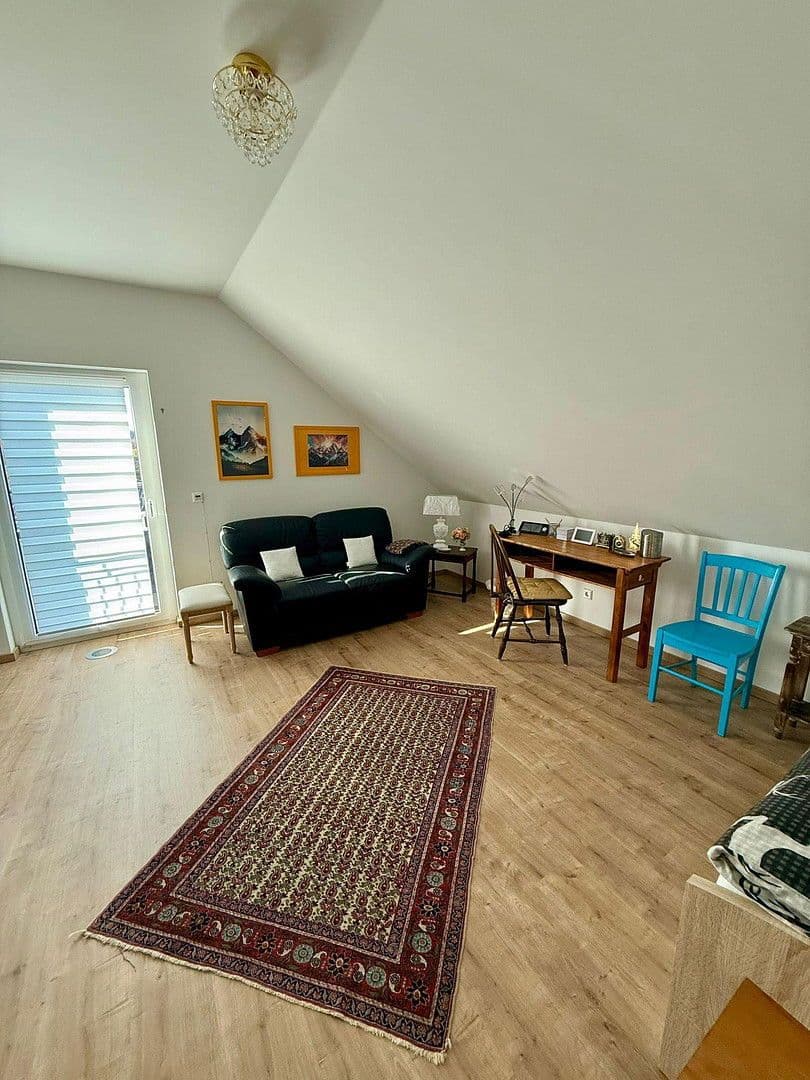 Prodej domu 144 m², pozemek 562 m², Auf Schildrig, Bad Münstereifel, Severní Porýní-Vestfálsko Prodej domu 144 m², pozemek 562 m², Auf Schildrig, Bad Münstereifel, Severní Porýní-Vestfálsko