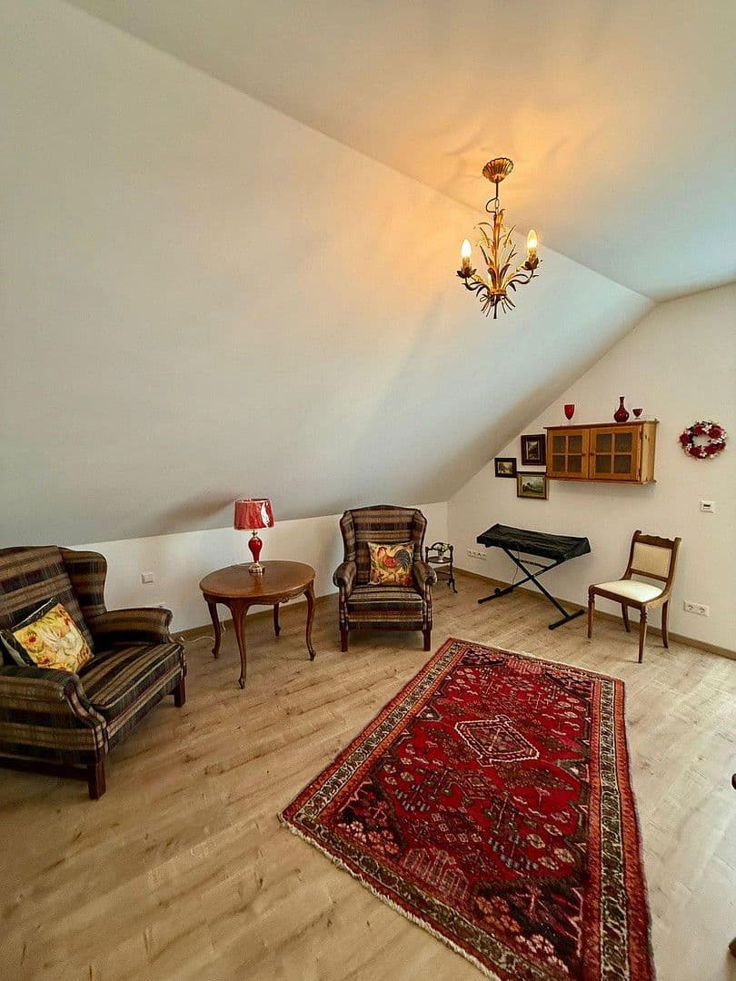 Prodej domu 144 m², pozemek 562 m², Auf Schildrig, Bad Münstereifel, Severní Porýní-Vestfálsko Prodej domu 144 m², pozemek 562 m², Auf Schildrig, Bad Münstereifel, Severní Porýní-Vestfálsko