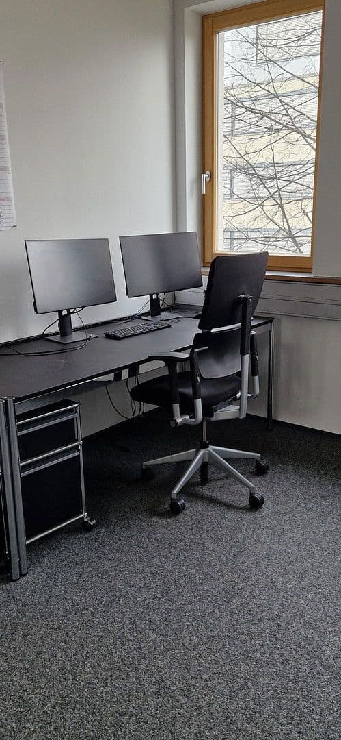 Pronájem kanceláře 380 m², Dieselstr. 10, Ditzingen, Bádensko-Württembersko Pronájem kanceláře 380 m², Dieselstr. 10, Ditzingen, Bádensko-Württembersko