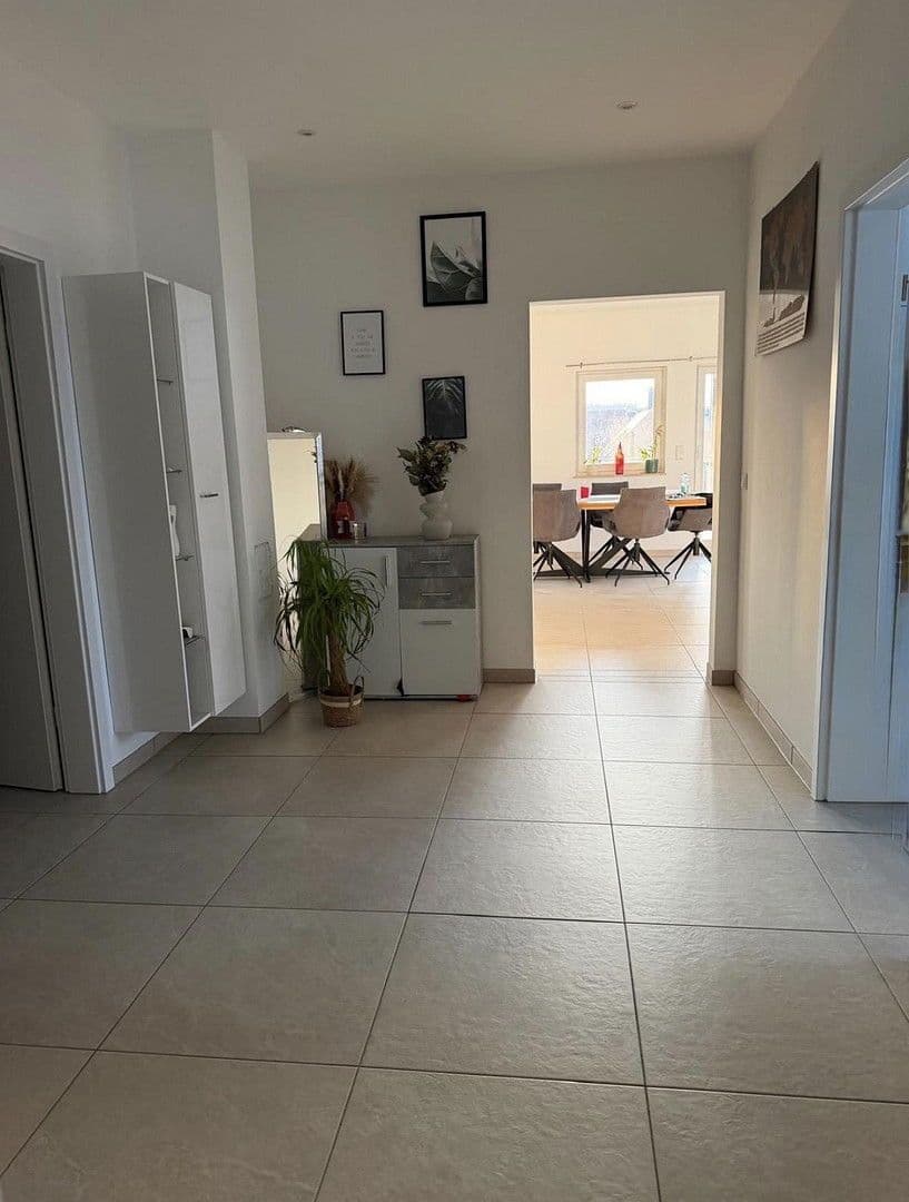 Pronájem bytu 3+1 130 m², Am Antoniweiher 4, Oberreichenbach, Bavorsko Pronájem bytu 3+1 130 m², Am Antoniweiher 4, Oberreichenbach, Bavorsko