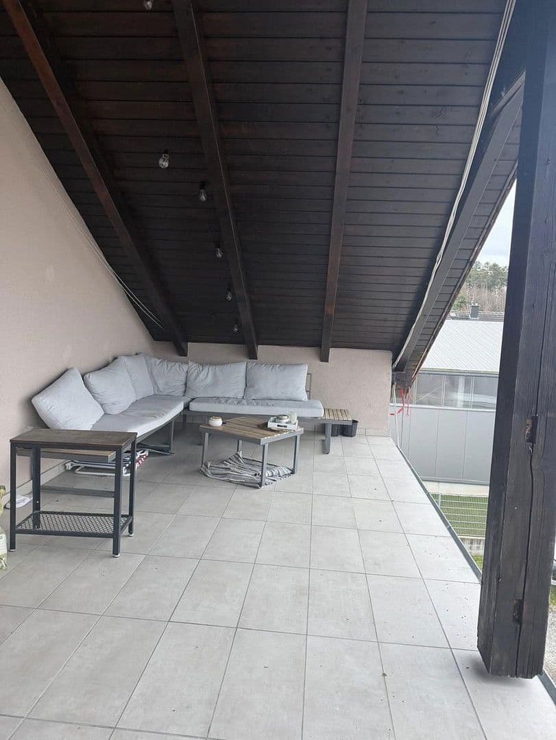 Pronájem bytu 3+1 130 m², Am Antoniweiher 4, Oberreichenbach, Bavorsko Pronájem bytu 3+1 130 m², Am Antoniweiher 4, Oberreichenbach, Bavorsko