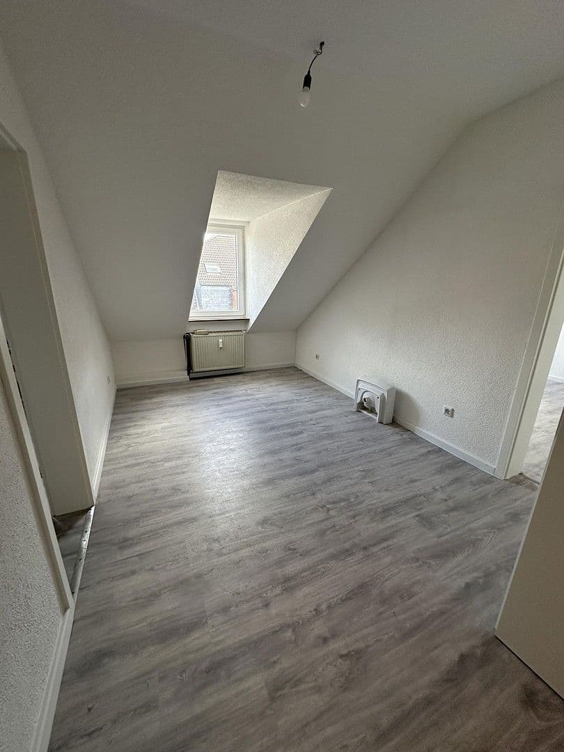 Pronájem bytu 5+1 110 m², Gelsenkirchen, Severní Porýní-Vestfálsko Pronájem bytu 5+1 110 m², Gelsenkirchen, Severní Porýní-Vestfálsko