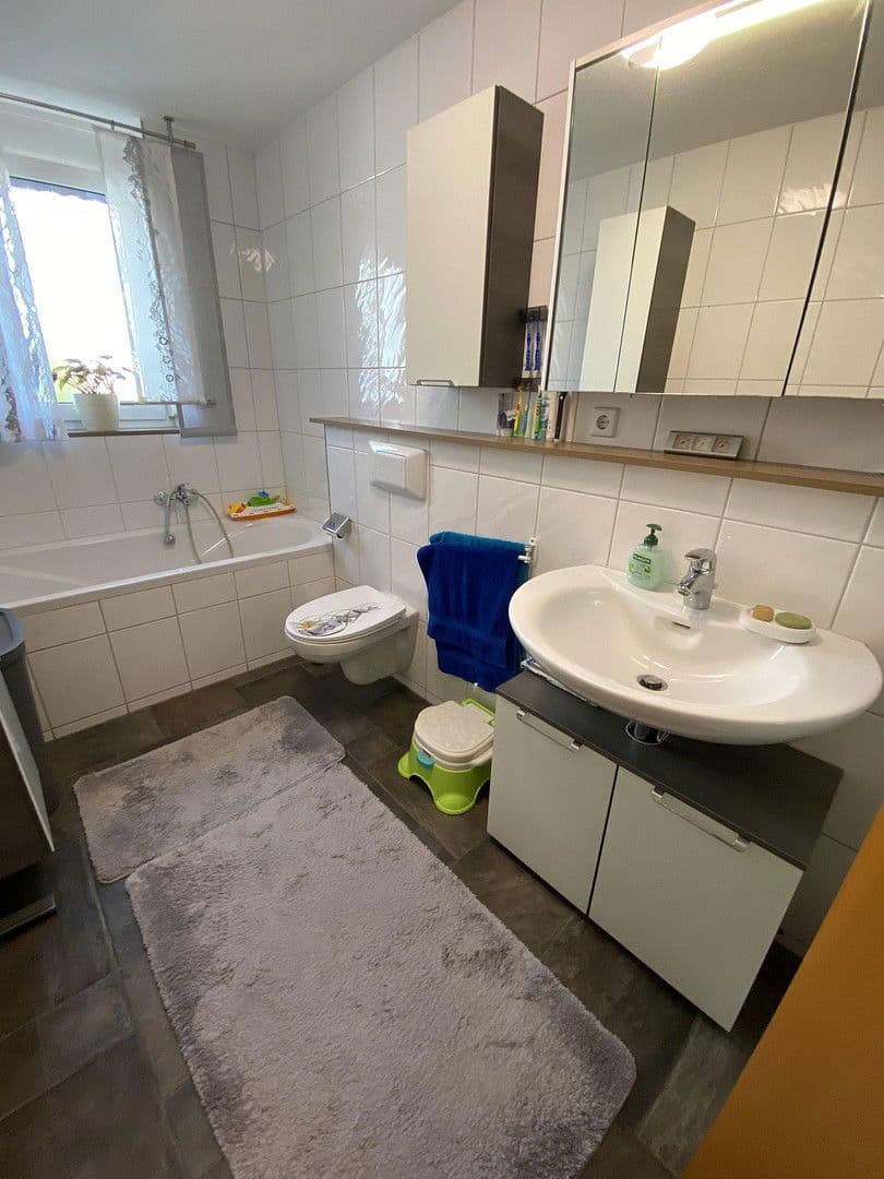 Prodej bytu 3+kk 91 m², Im Löwengarten 14, Pfedelbach, Bádensko-Württembersko Prodej bytu 3+kk 91 m², Im Löwengarten 14, Pfedelbach, Bádensko-Württembersko