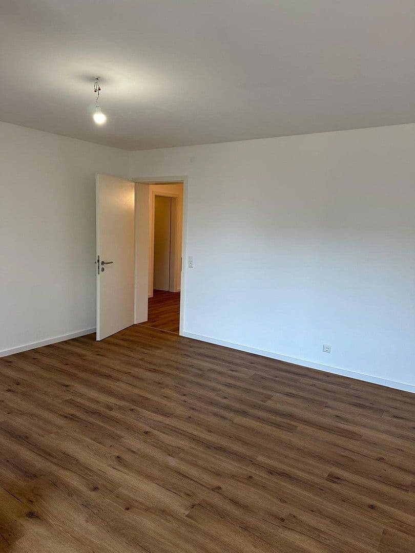 Prodej bytu 2+1 69 m², Esslingen am Neckar, Bádensko-Württembersko Prodej bytu 2+1 69 m², Esslingen am Neckar, Bádensko-Württembersko