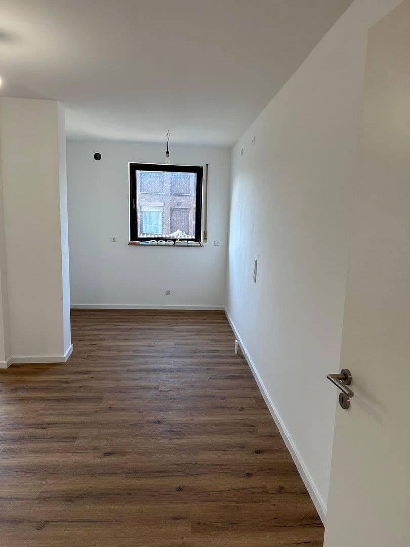 Prodej bytu 2+1 69 m², Esslingen am Neckar, Bádensko-Württembersko Prodej bytu 2+1 69 m², Esslingen am Neckar, Bádensko-Württembersko