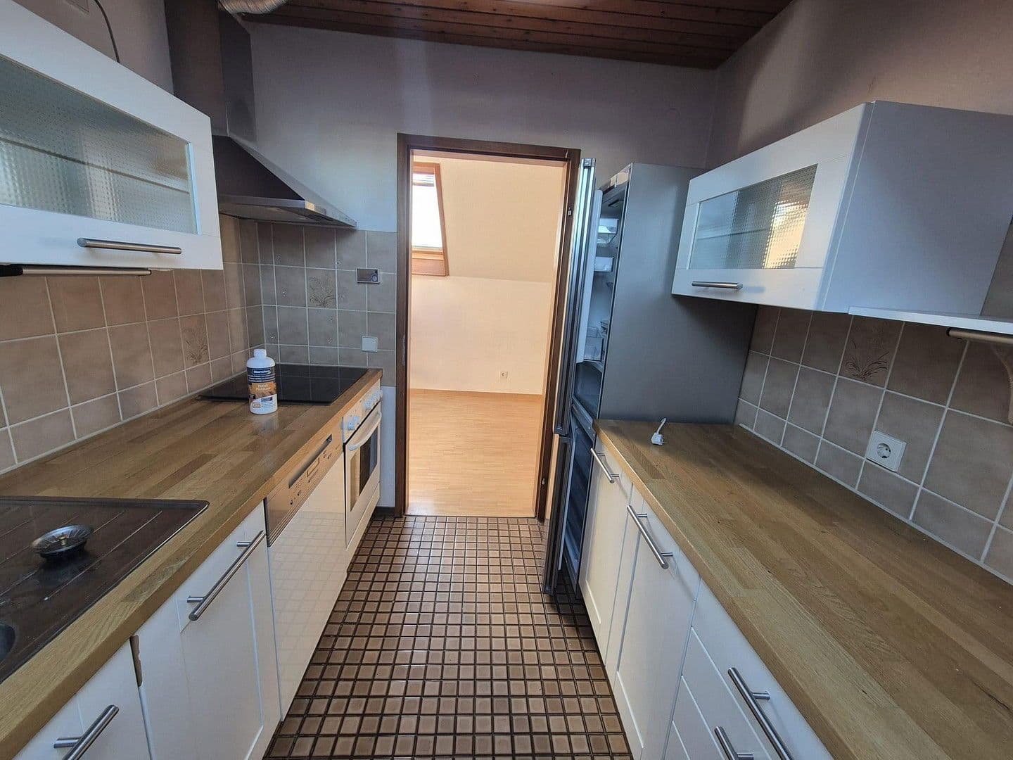 Pronájem bytu 3+1 70 m², Schubertweg 6, Waldenbuch, Bádensko-Württembersko Pronájem bytu 3+1 70 m², Schubertweg 6, Waldenbuch, Bádensko-Württembersko