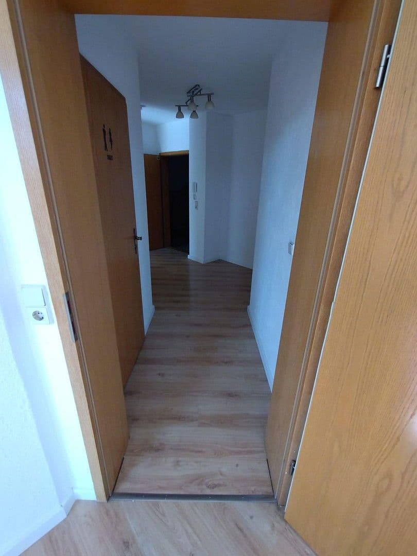 Pronájem bytu 2+1 60 m², Haselbrunner Str. 73, Plauen, Sasko Pronájem bytu 2+1 60 m², Haselbrunner Str. 73, Plauen, Sasko