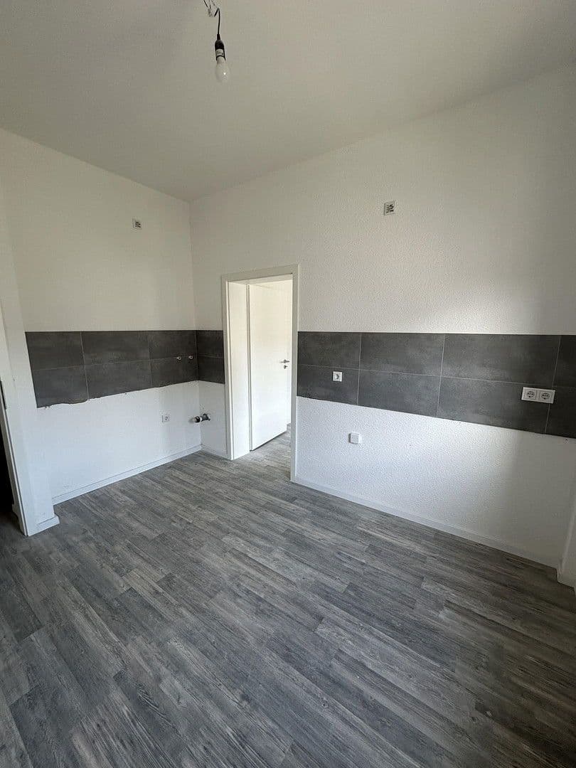 Pronájem bytu 3+1 64 m², Gelsenkirchen, Severní Porýní-Vestfálsko Pronájem bytu 3+1 64 m², Gelsenkirchen, Severní Porýní-Vestfálsko