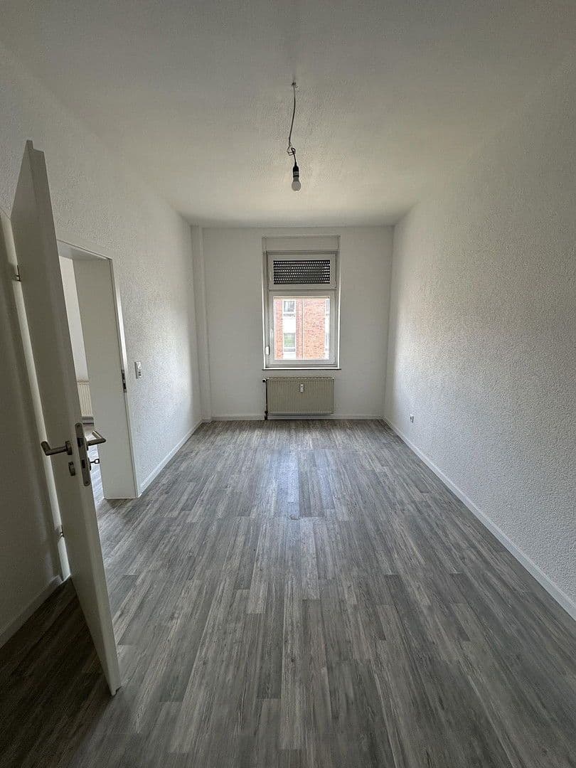 Pronájem bytu 3+1 64 m², Gelsenkirchen, Severní Porýní-Vestfálsko Pronájem bytu 3+1 64 m², Gelsenkirchen, Severní Porýní-Vestfálsko