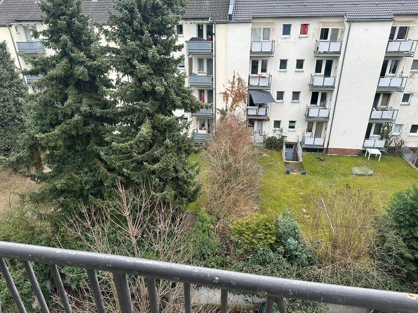 Pronájem bytu 2+1 45 m², Esserstr., Köln, Severní Porýní-Vestfálsko Pronájem bytu 2+1 45 m², Esserstr., Köln, Severní Porýní-Vestfálsko