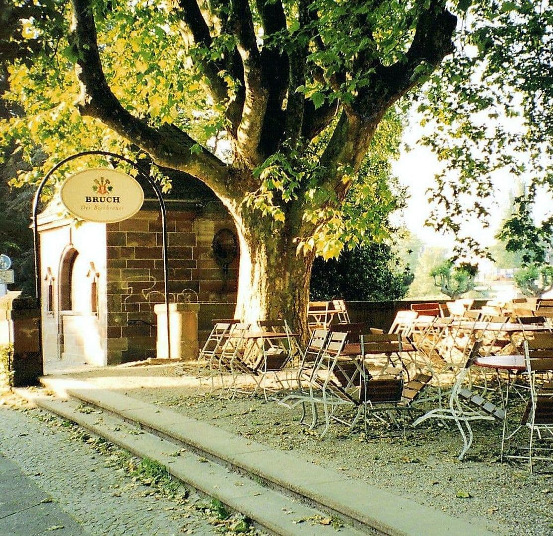 Pronájem bytu 2+1 80 m², Saarbrücken, Země Sársko Pronájem bytu 2+1 80 m², Saarbrücken, Země Sársko