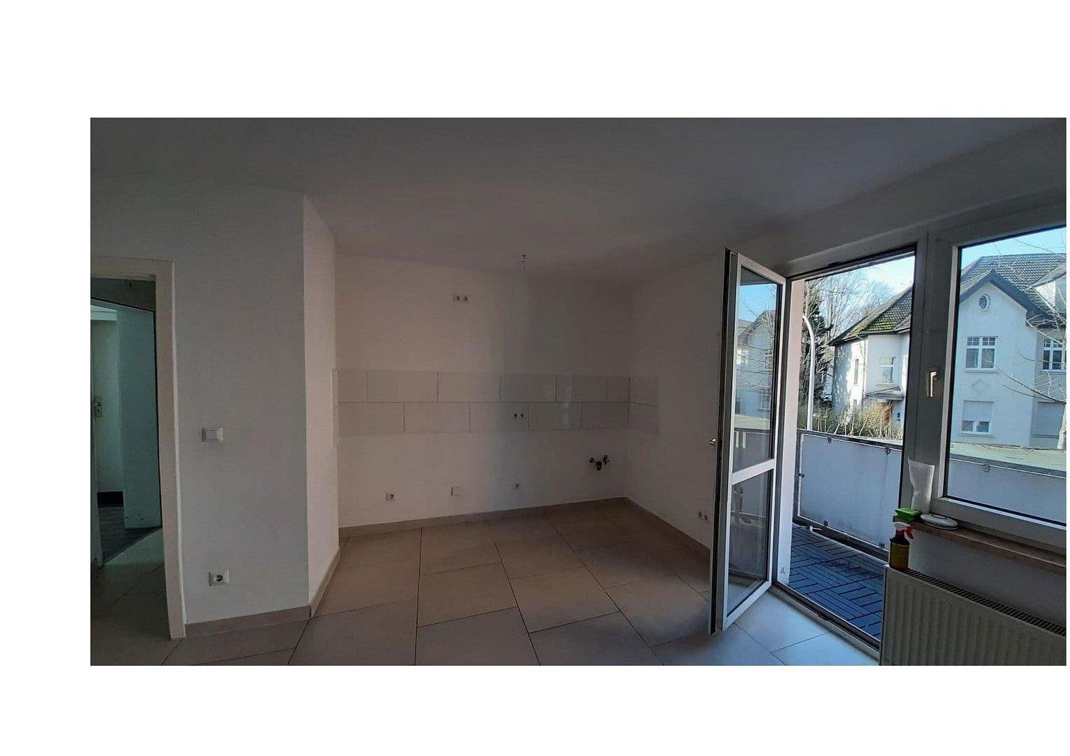 Pronájem bytu 1+1 31 m², Neumühler Str. 33, Duisburg, Severní Porýní-Vestfálsko Pronájem bytu 1+1 31 m², Neumühler Str. 33, Duisburg, Severní Porýní-Vestfálsko