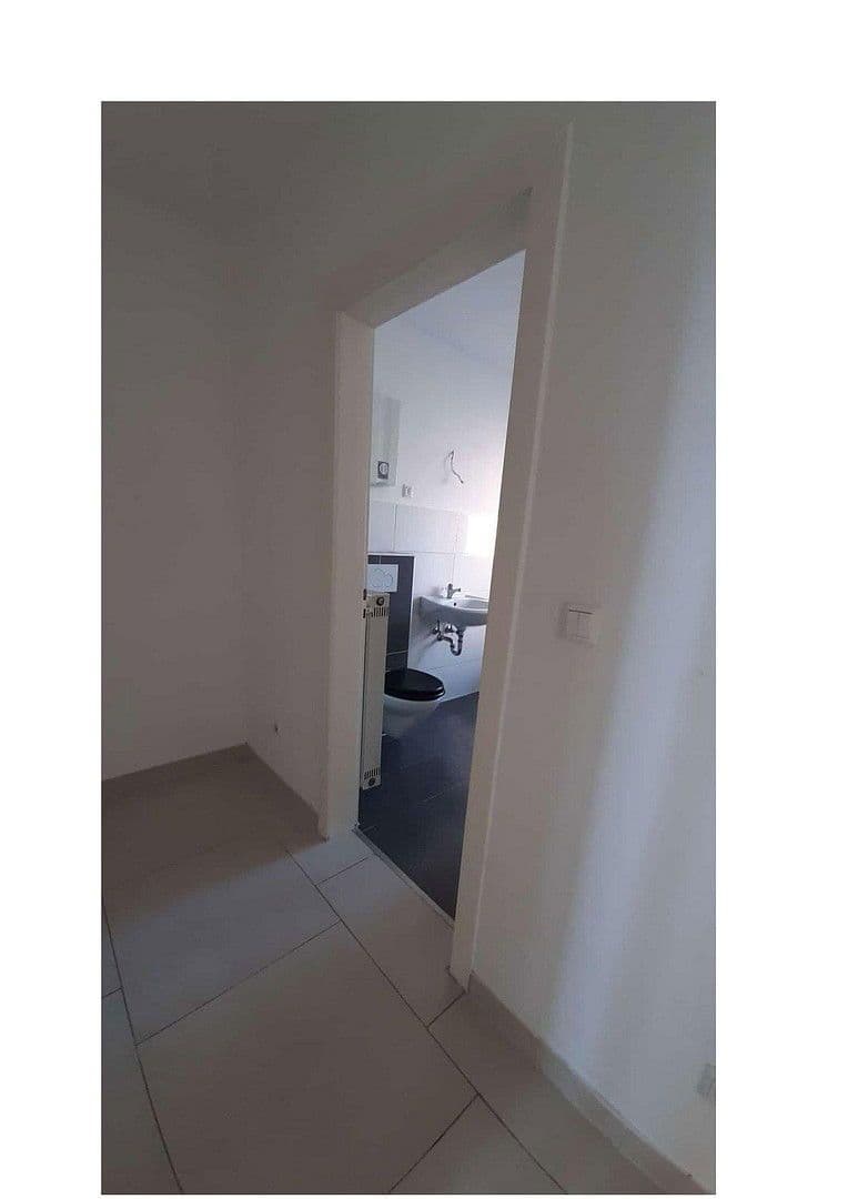 Pronájem bytu 1+1 31 m², Neumühler Str. 33, Duisburg, Severní Porýní-Vestfálsko Pronájem bytu 1+1 31 m², Neumühler Str. 33, Duisburg, Severní Porýní-Vestfálsko