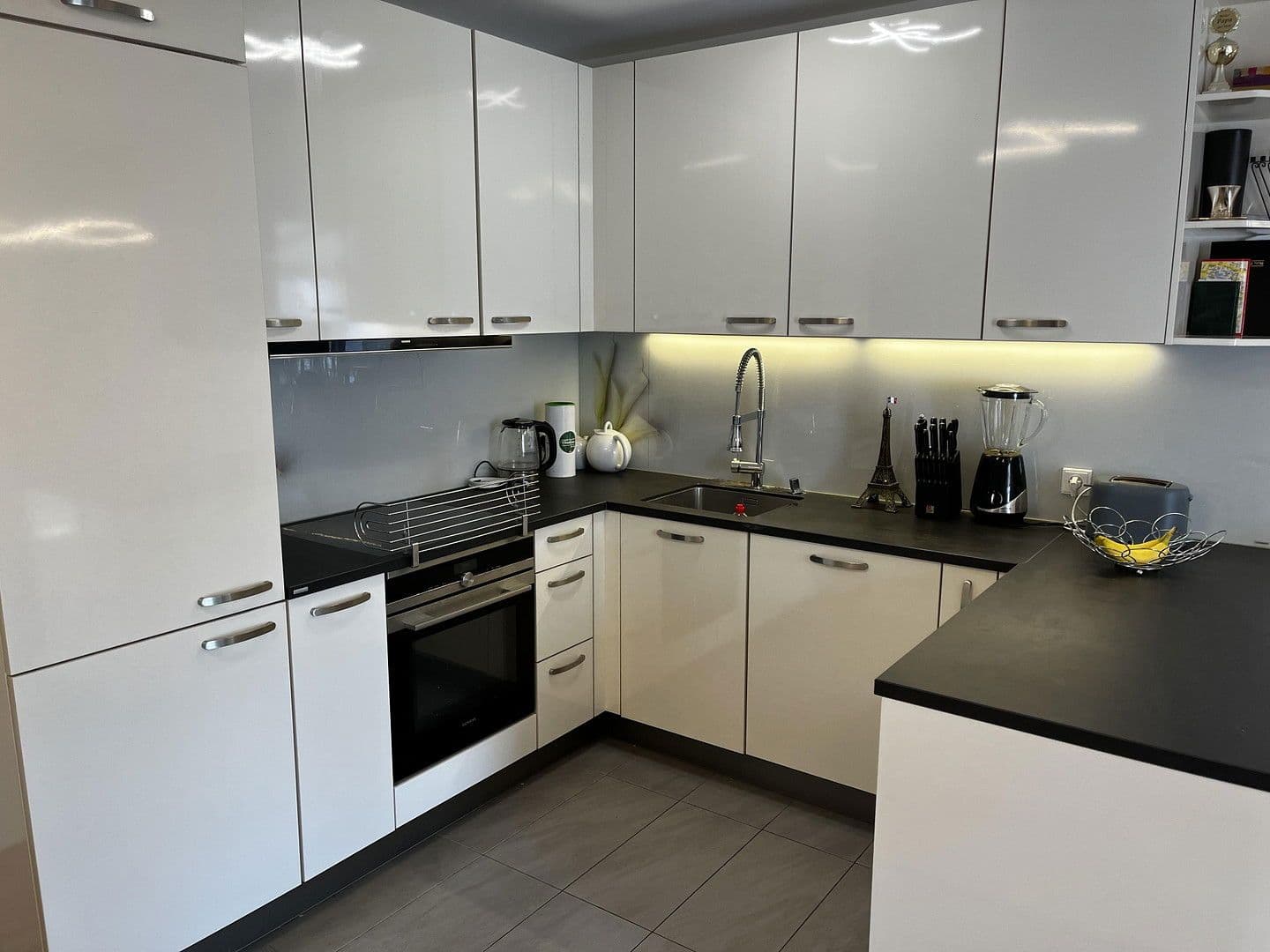 Prodej bytu 4+1 95 m², Fürholzer Weg 31, Neufahrn, Bavorsko Prodej bytu 4+1 95 m², Fürholzer Weg 31, Neufahrn, Bavorsko