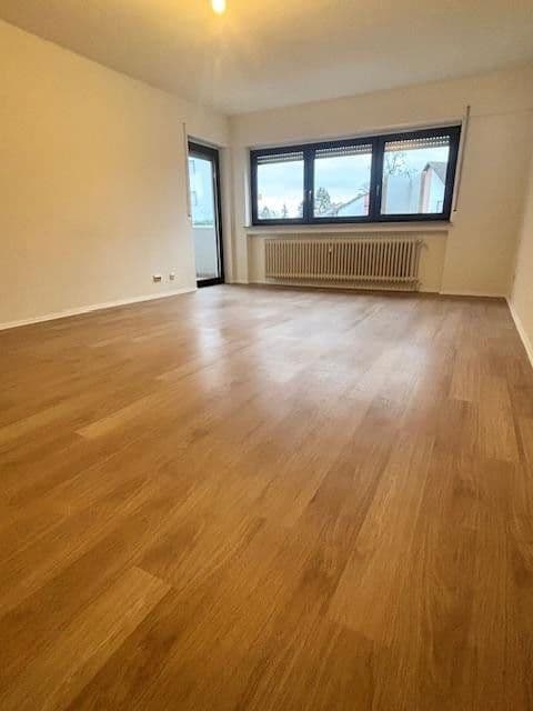 Pronájem bytu 3+1 94 m², Schwetzingen, Bádensko-Württembersko Pronájem bytu 3+1 94 m², Schwetzingen, Bádensko-Württembersko