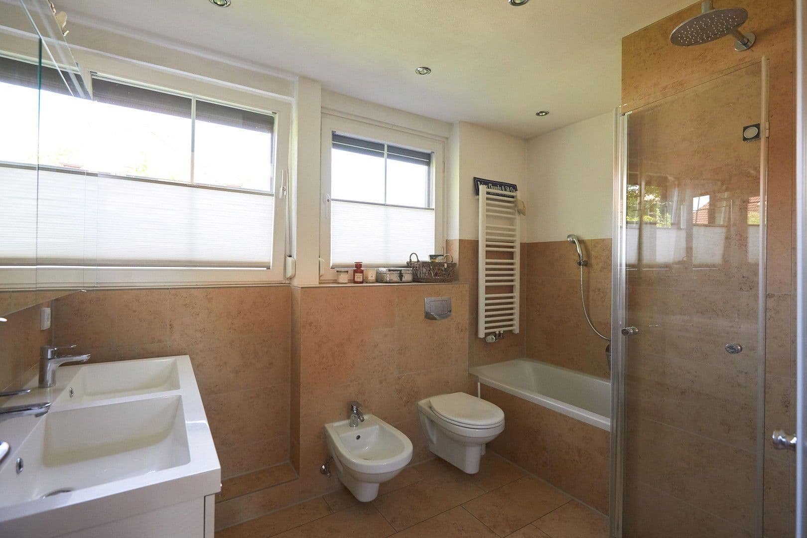 Prodej domu 151 m², pozemek 221 m², München, Bavorsko Prodej domu 151 m², pozemek 221 m², München, Bavorsko