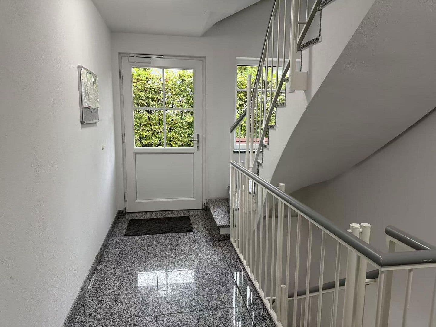 Prodej bytu 3+1 103 m², München, Bavorsko Prodej bytu 3+1 103 m², München, Bavorsko