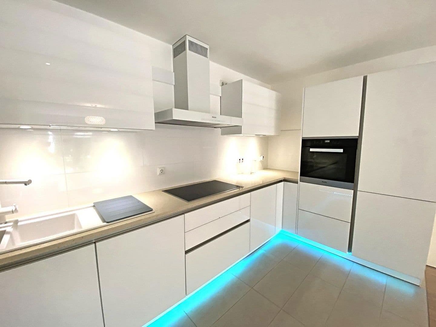 Prodej bytu 3+1 103 m², München, Bavorsko Prodej bytu 3+1 103 m², München, Bavorsko