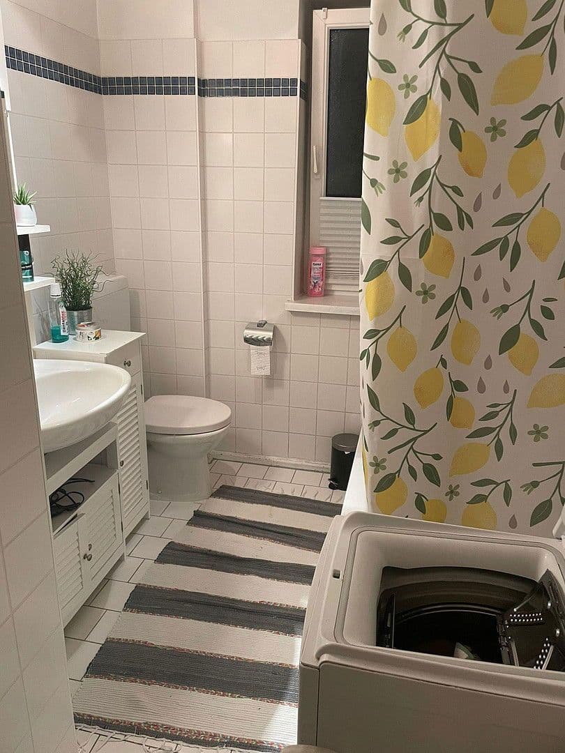 Pronájem bytu 2+1 60 m², Gerhardstr. 31, München, Bavorsko Pronájem bytu 2+1 60 m², Gerhardstr. 31, München, Bavorsko