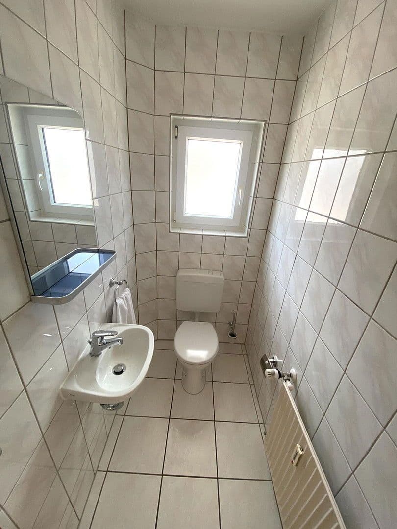 Pronájem domu 170 m², pozemek 280 m², Neidenstein, Bádensko-Württembersko Pronájem domu 170 m², pozemek 280 m², Neidenstein, Bádensko-Württembersko