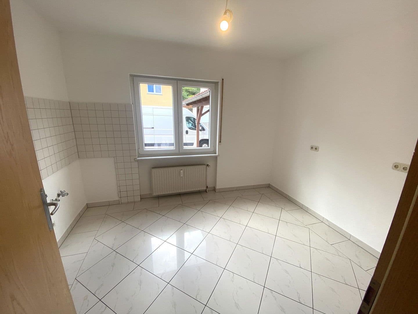 Pronájem domu 170 m², pozemek 280 m², Neidenstein, Bádensko-Württembersko Pronájem domu 170 m², pozemek 280 m², Neidenstein, Bádensko-Württembersko