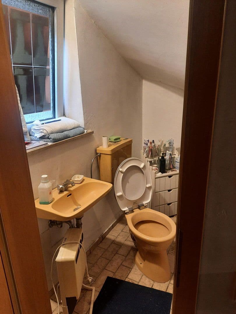 Prodej domu 135 m², pozemek 630 m², Käthe-Kollwitz Str. 20, Büttelborn, Hessen Prodej domu 135 m², pozemek 630 m², Käthe-Kollwitz Str. 20, Büttelborn, Hessen