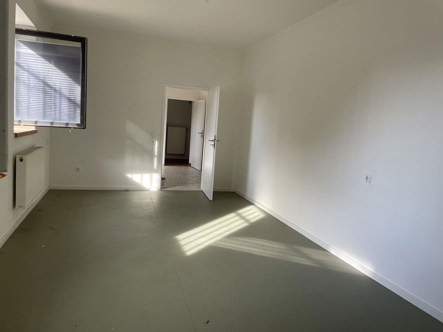 Pronájem kanceláře 100 m², Brüderstraße 1, Erkelenz, Severní Porýní-Vestfálsko Pronájem kanceláře 100 m², Brüderstraße 1, Erkelenz, Severní Porýní-Vestfálsko