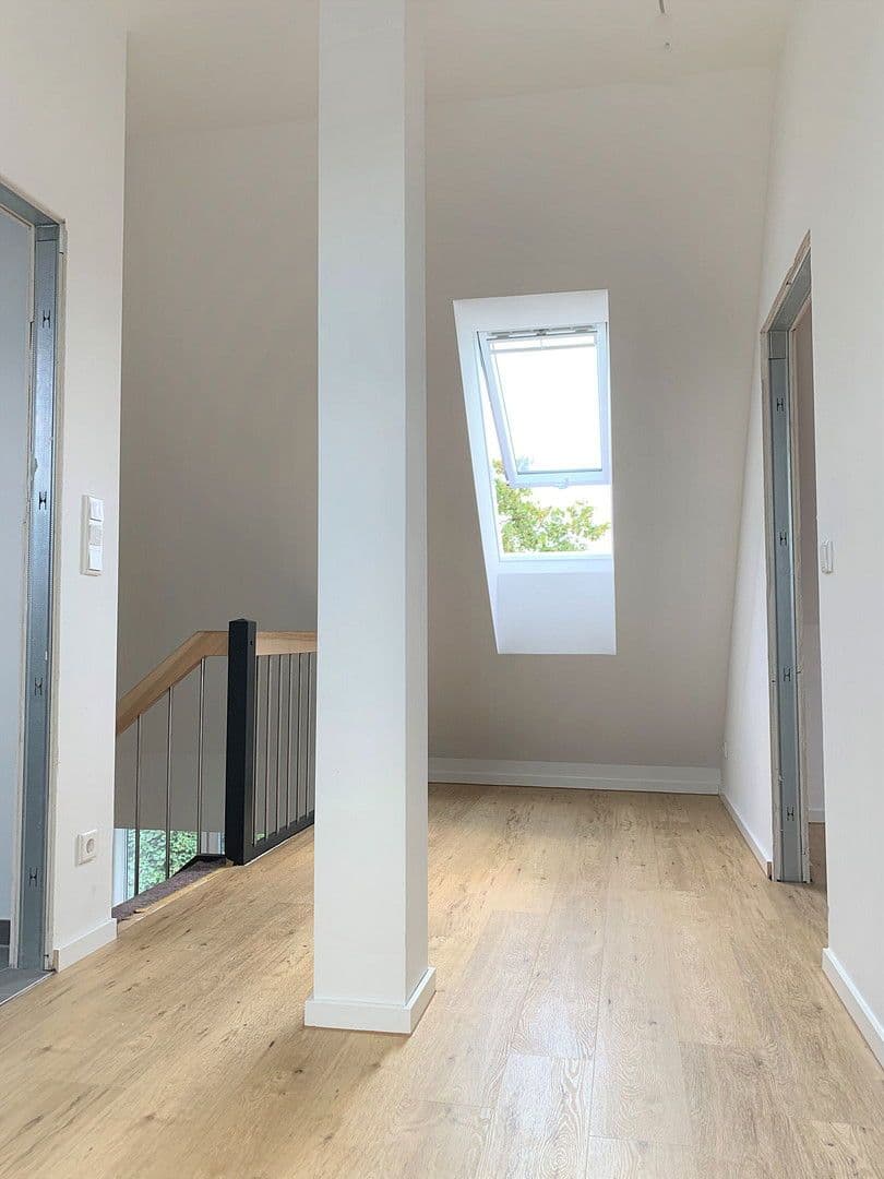 Pronájem bytu 2+kk 91 m², Hindenburgstr. 30, Langenhagen, Dolní Sasko Pronájem bytu 2+kk 91 m², Hindenburgstr. 30, Langenhagen, Dolní Sasko