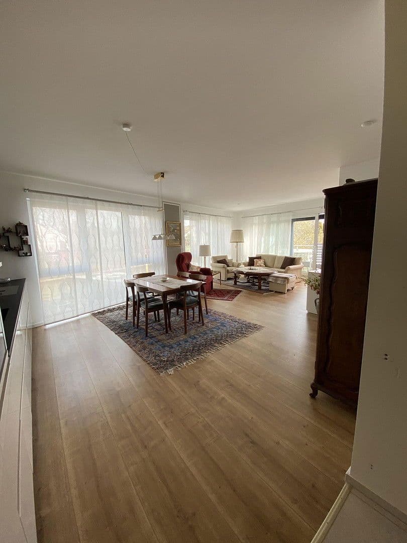 Pronájem bytu 3+1 103 m², In der Auen 32, Bergisch Gladbach, Severní Porýní-Vestfálsko Pronájem bytu 3+1 103 m², In der Auen 32, Bergisch Gladbach, Severní Porýní-Vestfálsko