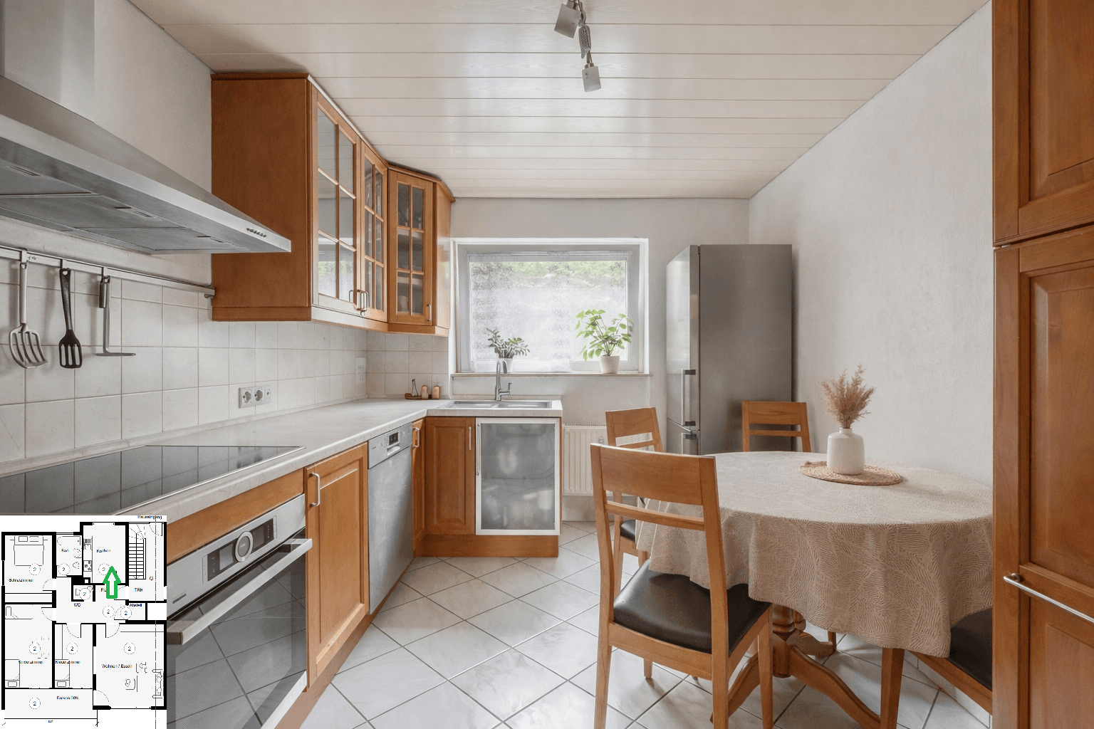 Prodej bytu 4+1 102 m², Weinbergstr. 21, Esslingen am Neckar, Bádensko-Württembersko Prodej bytu 4+1 102 m², Weinbergstr. 21, Esslingen am Neckar, Bádensko-Württembersko