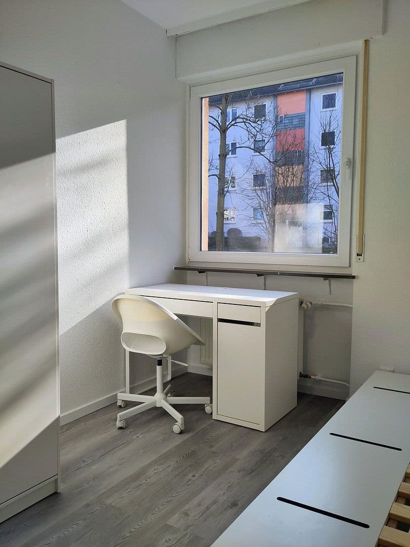 Pronájem bytu 1+1 10 m², Gottlieb-Daimler-Str. 56, Mainz, Porýní-Falc Pronájem bytu 1+1 10 m², Gottlieb-Daimler-Str. 56, Mainz, Porýní-Falc