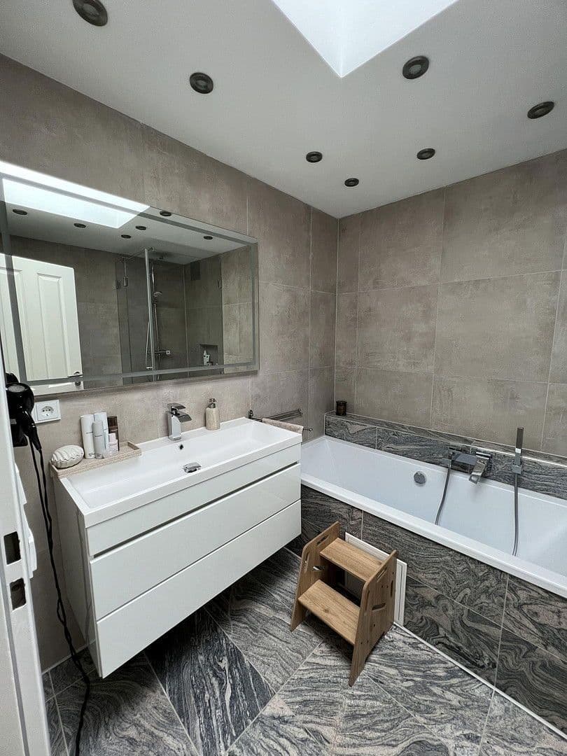 Prodej domu 130 m², pozemek 510 m², Puchheim, Bavorsko Prodej domu 130 m², pozemek 510 m², Puchheim, Bavorsko