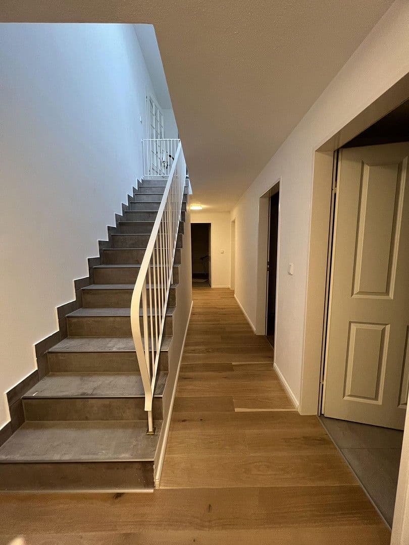 Prodej domu 130 m², pozemek 510 m², Puchheim, Bavorsko Prodej domu 130 m², pozemek 510 m², Puchheim, Bavorsko