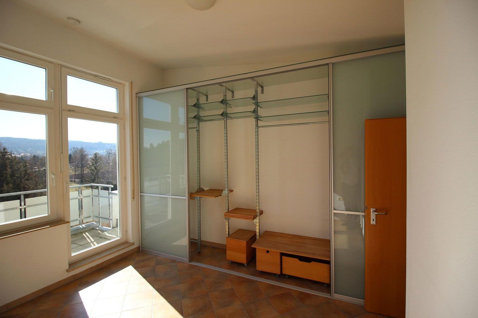 Pronájem bytu 2+1 50 m², Losäckerstraße 1, Stuttgart, Bádensko-Württembersko Pronájem bytu 2+1 50 m², Losäckerstraße 1, Stuttgart, Bádensko-Württembersko