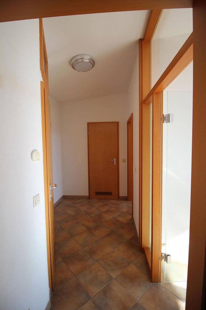 Pronájem bytu 2+1 50 m², Losäckerstraße 1, Stuttgart, Bádensko-Württembersko Pronájem bytu 2+1 50 m², Losäckerstraße 1, Stuttgart, Bádensko-Württembersko